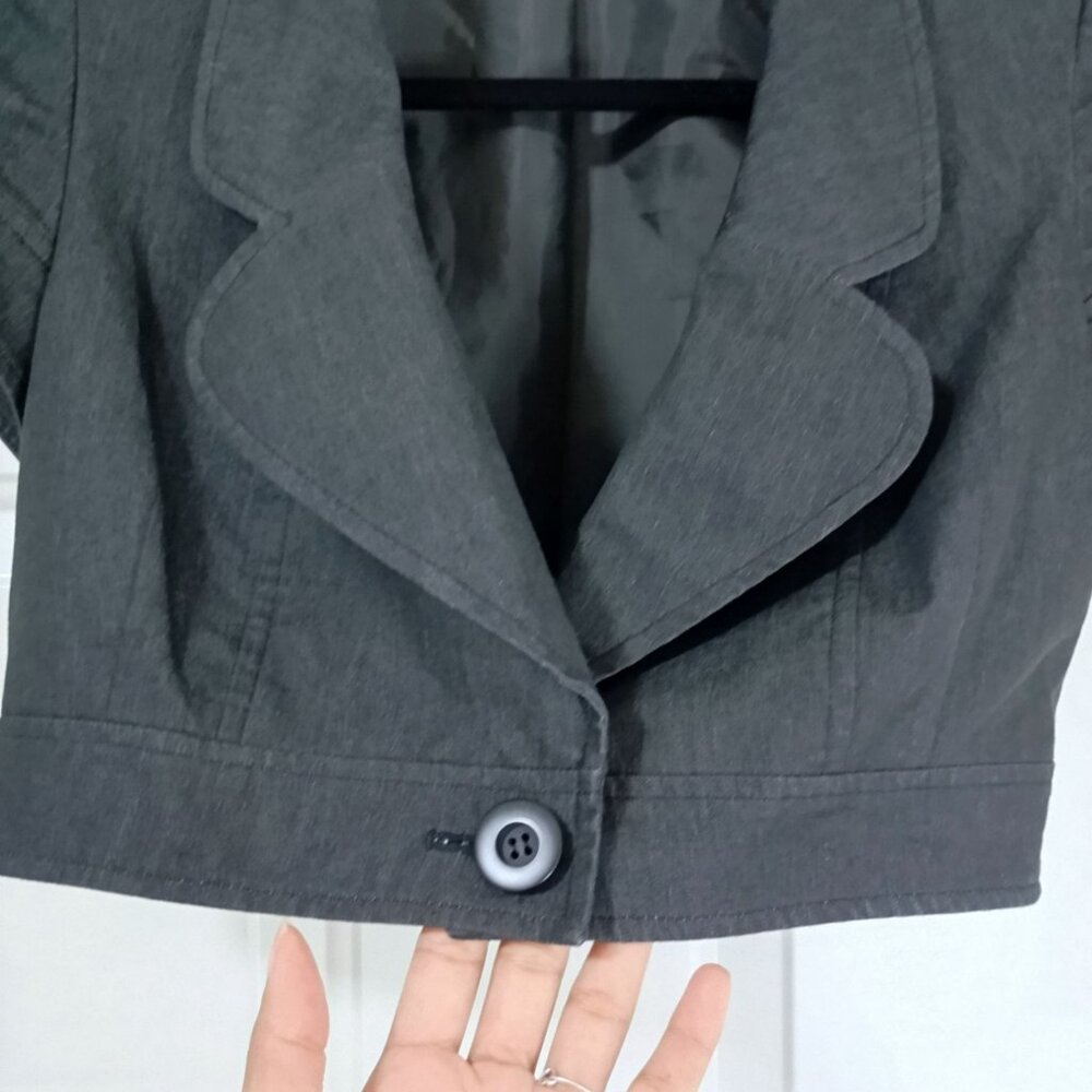 Nine West Blazer Jacket Womens Charcoal Gray Short Sleeve Cropped Size 4 - Picture 4 of 9